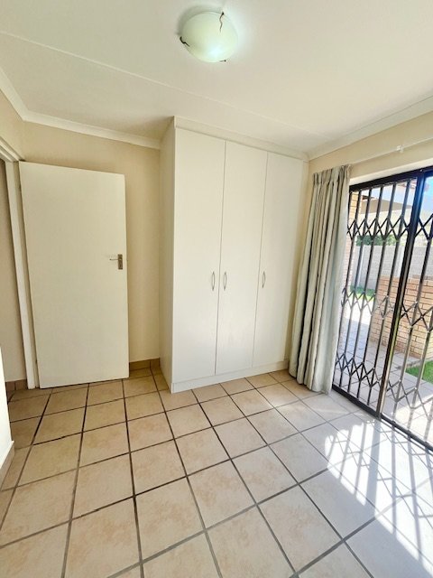 To Let 3 Bedroom Property for Rent in Hersham Western Cape